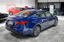 نيسان ألتيما